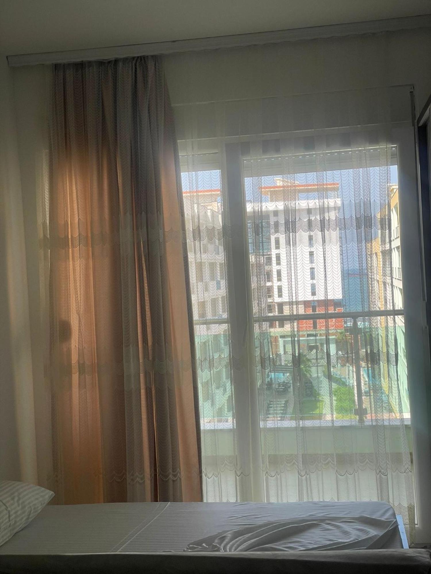 Low Cost Hotel Kosova Шенджин Экстерьер фото